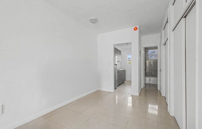 1685 Jefferson Ave Apt 11