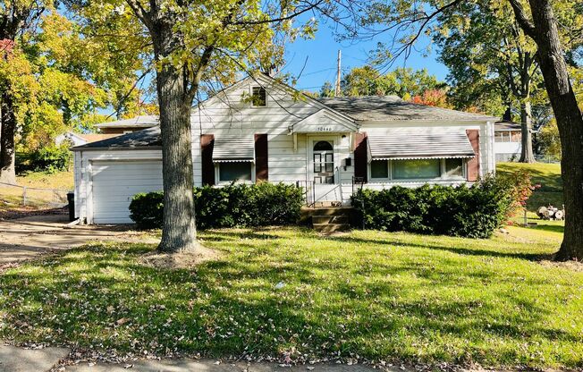 Adorable 2 bedroom 1 bath home!