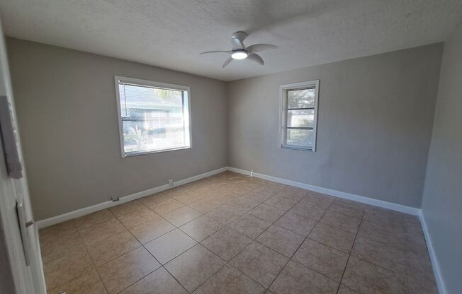 2 beds, 1 bath, $1,750