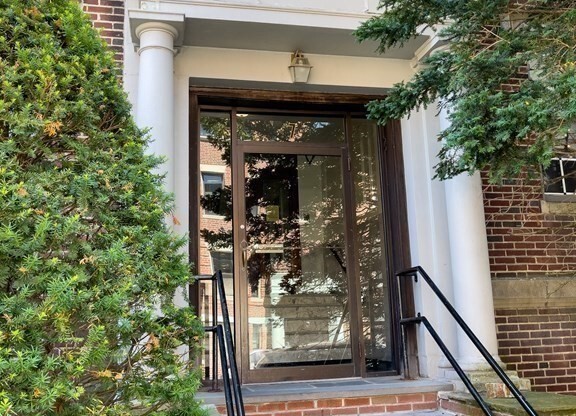 7 Lothian Rd # A