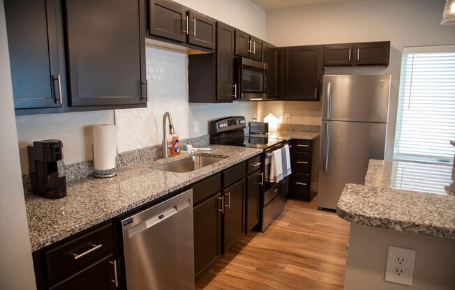 2 beds, 2 baths, $1,950