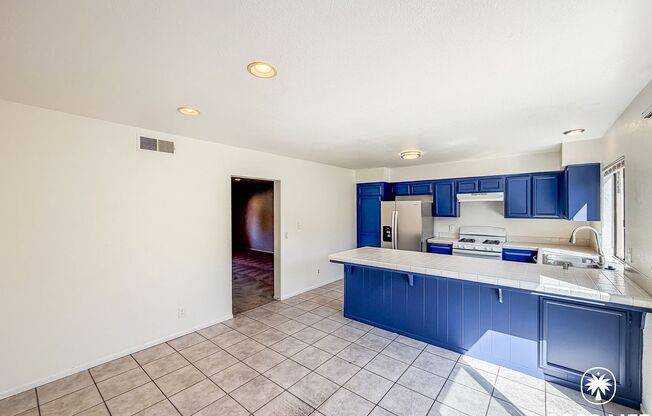 SD: 3BD/2.5BA Two-Story Home in Carlsbad w/ Balcony, Private Patio & Community Pool!