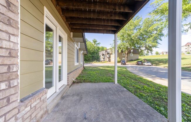 1 bed, 1 bath, 616 sqft, $895, Unit B-8