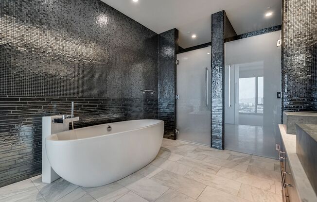 2 beds, 2.5 baths, $16,495