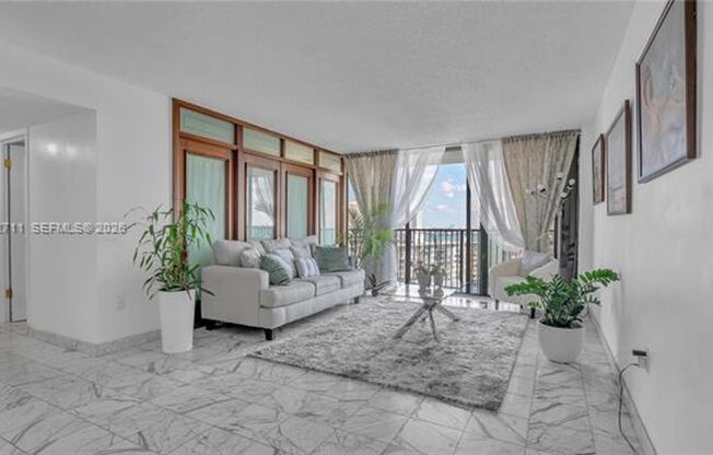 2 beds, 2 baths, $3,500, Unit # 1911