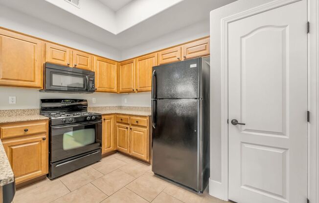 2 beds, 2 baths, $1,650, Unit # 1030