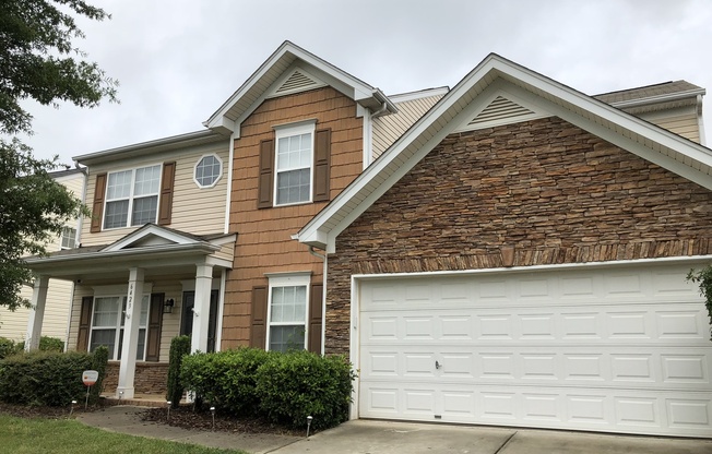 Incredible 5 BR House For Rent in Berewick!