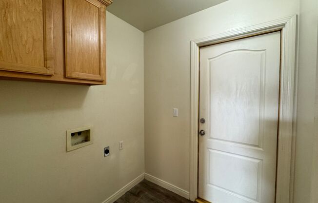 3 beds, 2 baths, $2,100