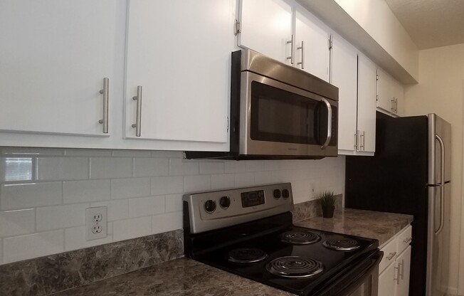 2 beds, 2 baths, $1,750