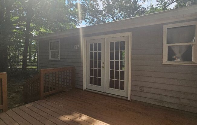 8106 Tamaplais Ct. Single family 3 beb 2 bath..Avail NOW!! RENT SPECIAL $200 OFF 1ST MONTHS RENT