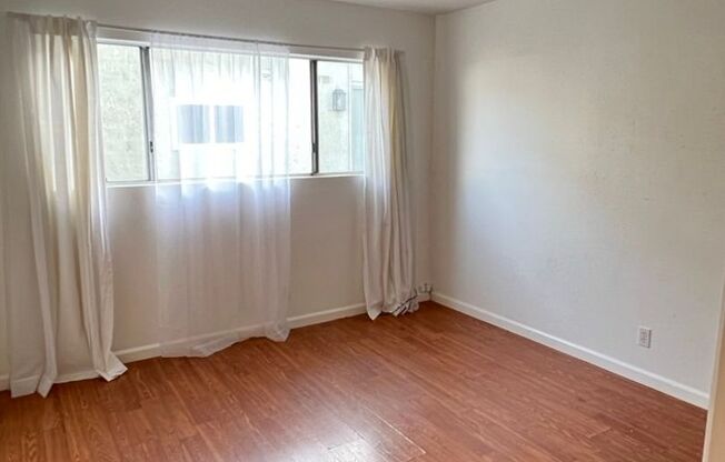 2 beds, 1 bath, $2,995, Unit 01