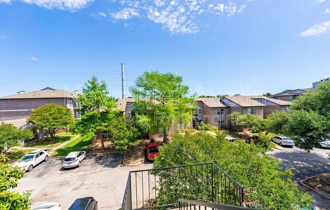 2 beds, 2 baths, 1,004 sqft, $1,650, Unit 380