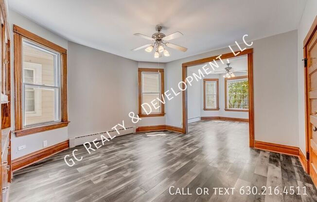 2519 N HAMLIN AVE