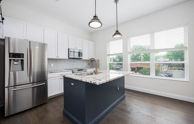 1 bed, 1 bath, 605 sqft, $1,390, Unit 405