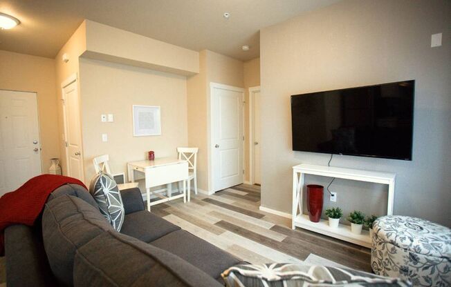 1 bed, 1 bath, 406 sqft, $1,145, Unit 211