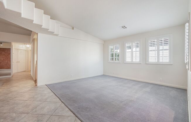 Luxury 3 Bedroom Home with Private Pool and Spa!