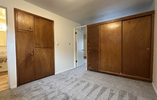 5926 FAUNTLEROY WAY SW