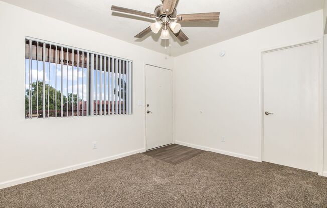 1 bed, 1 bath, 472 sqft, $940, Unit 206