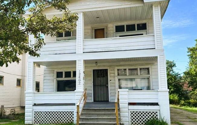 12402 Benwood Avenue Cleveland, Ohio 44104