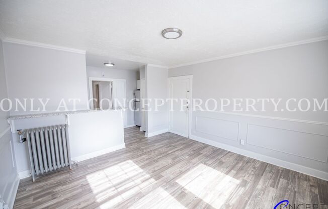 1 bed, 1 bath, 500 sqft, $999, Unit 25 - R