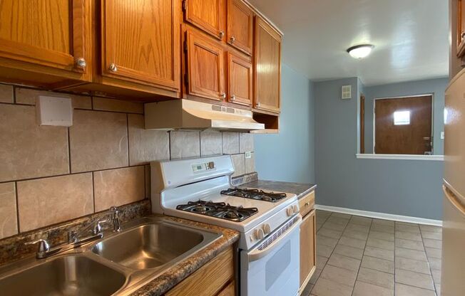 620-628 Sibley Blvd.