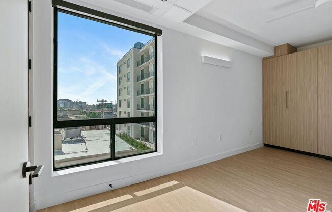 1 bed, 1 bath, 575 sqft, $3,550, Unit 434