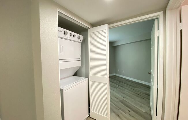 2 beds, 2 baths, 800 sqft, $2,677, Unit 10-104