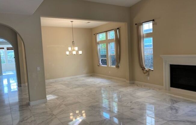 Beautiful 5 Bedroom Home for rent in Lopella Meadows!