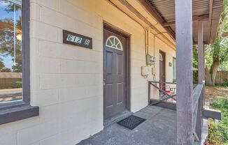 1 bed, 1 bath, $1,100, Unit Unit B