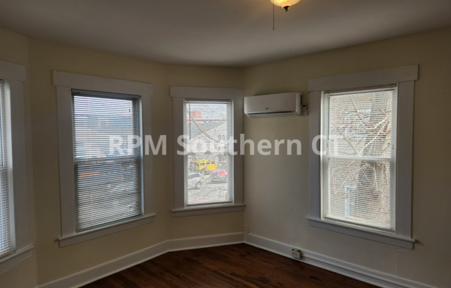 359 WOOD AVE