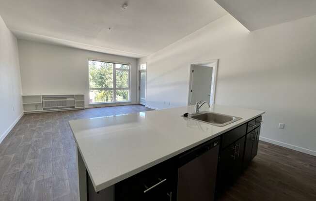 Kitchen And Living Area at Commons on the Tualatin River, Tualatin, 97062