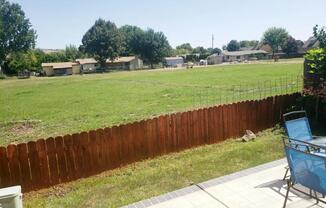 4688 N HACIENDA AVE