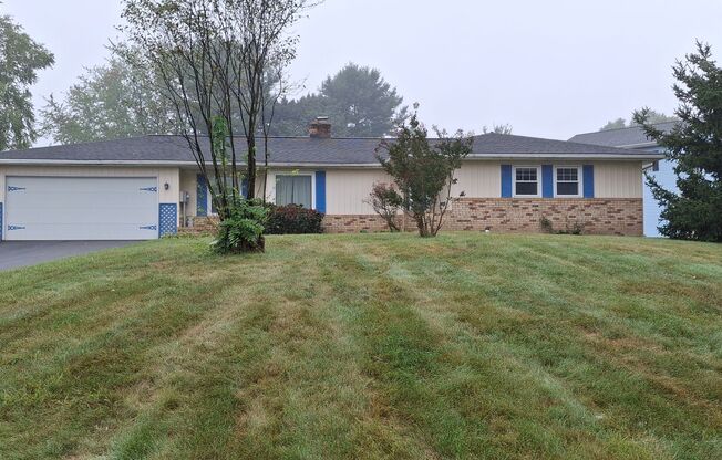 3 Bedroom 2.5 Bathroom Available in Hummelstown!