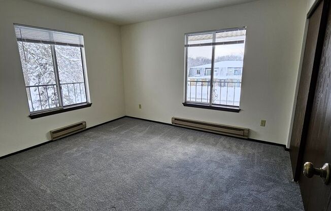 1315 Meadowcreek Dr.