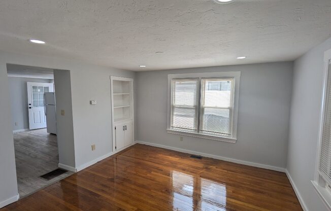 29 PARKER ST