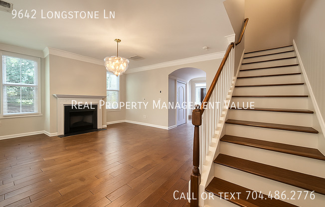 9642 LONGSTONE LN