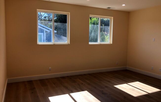 463 La Paloma Rd