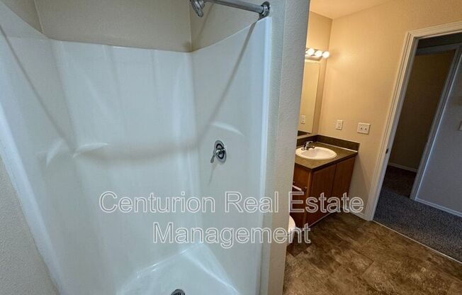 2 beds, 2 baths, 994 sqft, $1,495