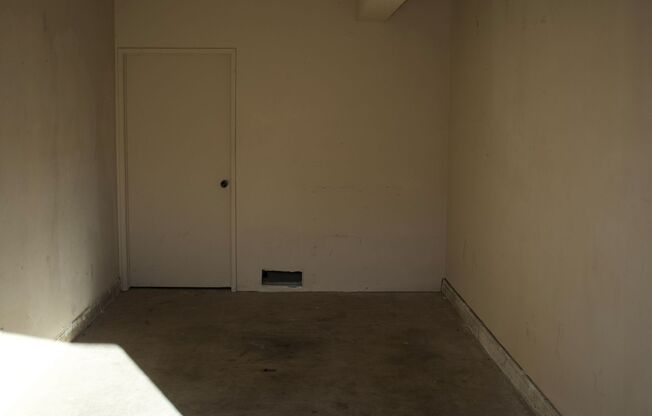 2 beds, 2 baths, $2,495, Unit # 18