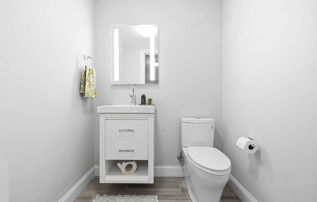 1 bed, 1.5 baths, 926 sqft, $3,975, Unit 309