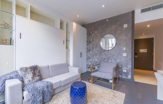 Studio, 1 bath, 325 sqft, $2,200, Unit 311