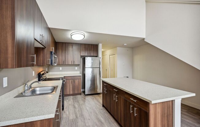 1 bed, 1 bath, 812 sqft, $1,800