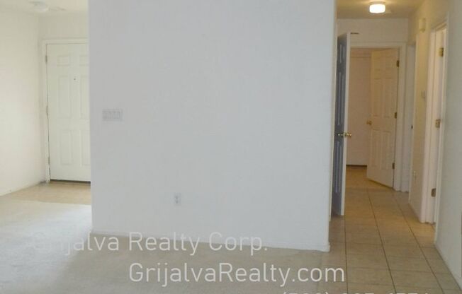 4 BD, 3 BA Two-Story Home in Los Arroyos for Rent **MOVE-IN SPECIAL ** (Old Nogales Hwy/Calle Verde)