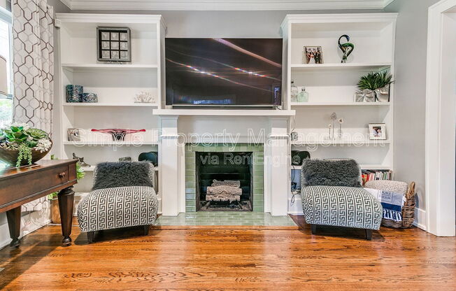223 NW 21 ST