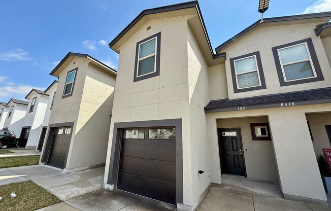 Beautiful Quadplex Unit Available for Rent in a Gated Community!