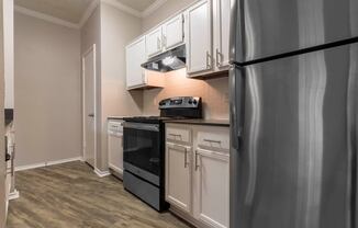 Stainless Steel Energy Efficient Appliances, White Beehive Hexagon Back Splash