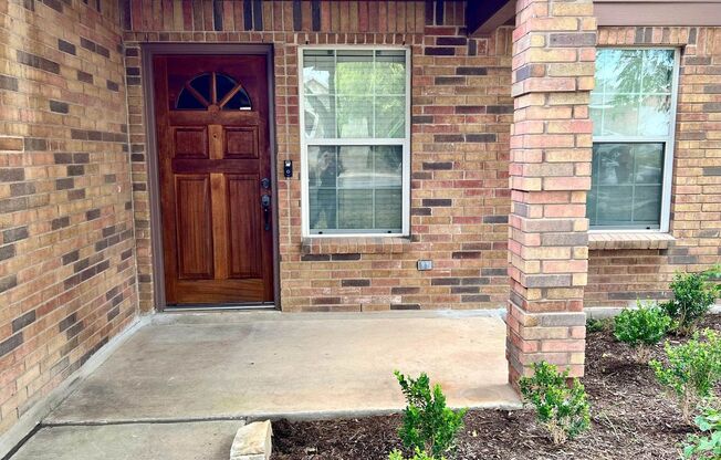 Beautiful 3bed/2bath single story located off 1604/Shaenfield Rd. in Northwest San Antonio!