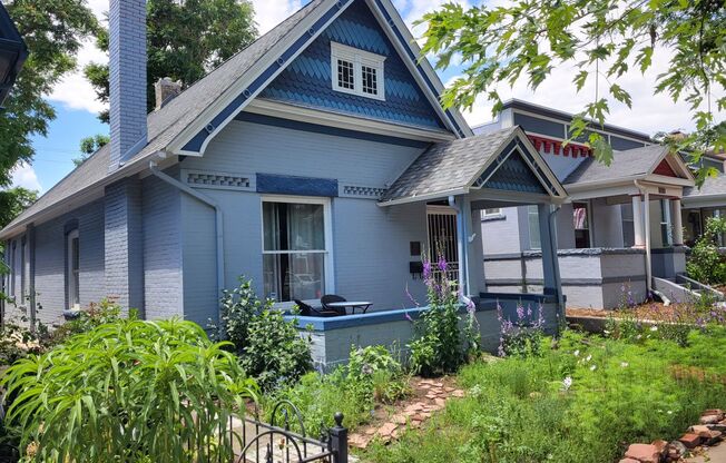 Impeccably maintained Victorian in Capitol Hill ~