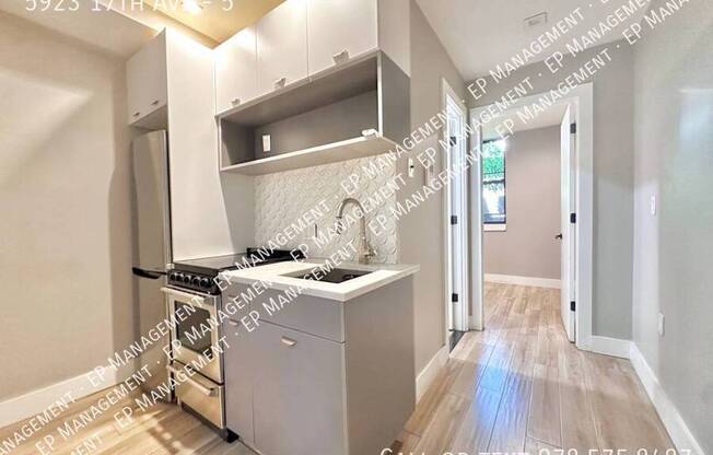 5923 17 AVE