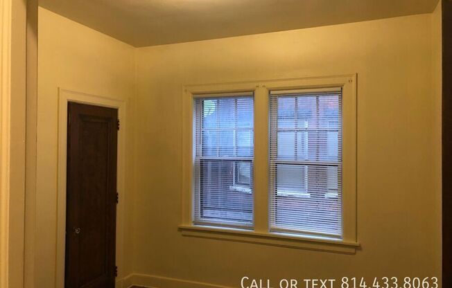 358 W 7 ST